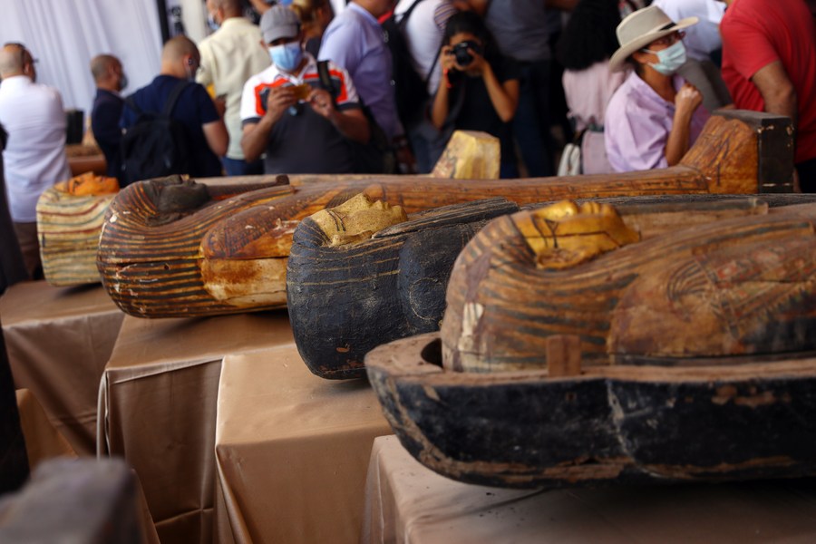 อียิปต์ขุดพบ 59 โลงศพโบราณ อายุเก่าแก่ 2,500 ปี