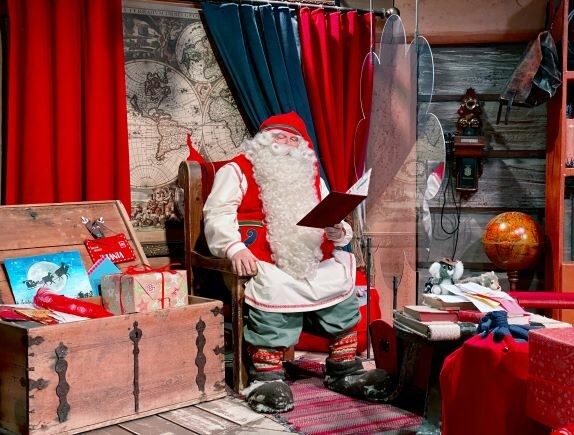 คริสต์มาสปีนี้ ซานตาคลอสที่ฟินแลนด์ ยังร้องไห้โฮ เพราะนักท่องเที่ยวลดฮวบ !!