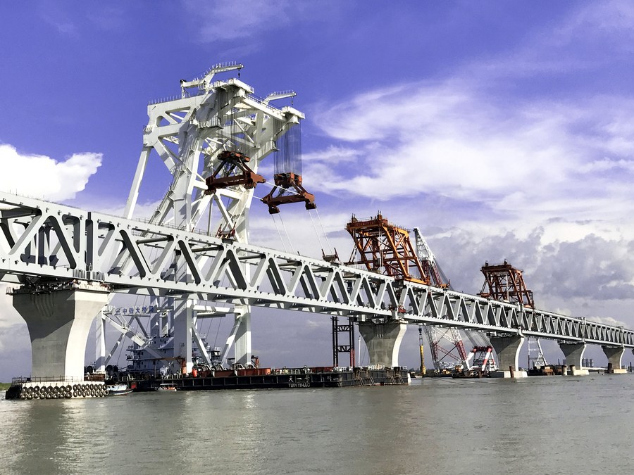 บ.จีนตั้งคาน 'สะพานปัทมา' ใหญ่สุดในบังกลาเทศ ท่อนสุดท้ายสำเร็จ