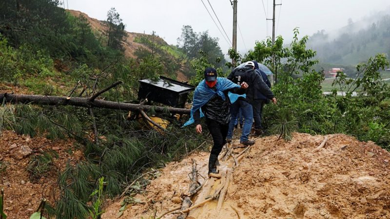 พายุอีตา: "กัวเตมาลา" ตายพุ่ง 150 ศพ "ฮอนดูรัส" ขอนานาชาติช่วยเหลือ