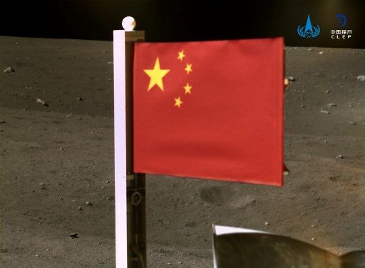 จีนชาติที่ 2 ปักธงชาติลงบนดวงจันทร์ ทิ้งห่างสหรัฐกว่า 50 ปี