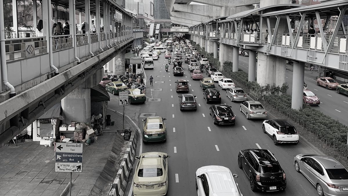 นนทบุรี พบติด 'โควิด' รายที่ 6 ไปเดินห้างดังลาดพร้าว ขึ้น BTS แวะคาเฟ่