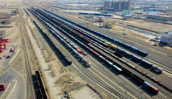 จีนเผย 'ขนส่งสินค้าทางรถไฟ' เดือนม.ค. โต 11.8%