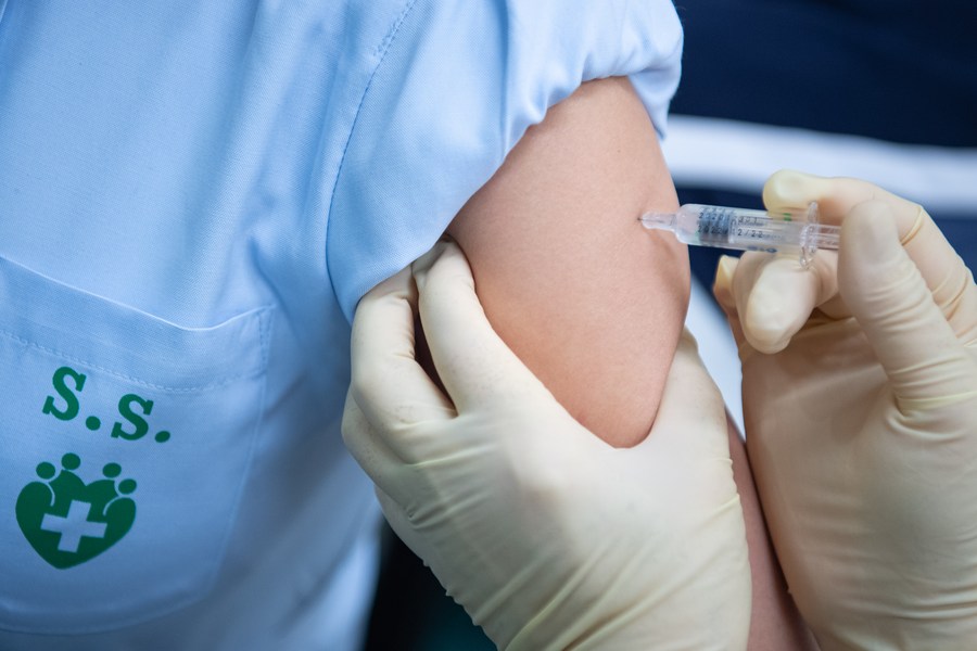 ผู้เชี่ยวชาญออสเตรเลียชี้ 'ฉีดวัคซีนโควิด-19 ทั่วโลก' ต้องใช้เวลา 6 ปี