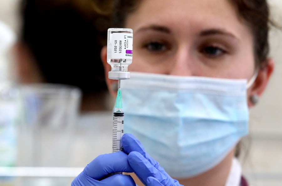 อนามัยโลกแนะใช้ 'วัคซีนแอสตราเซเนกา' แม้ในประเทศที่พบโควิด-19 กลายพันธุ์