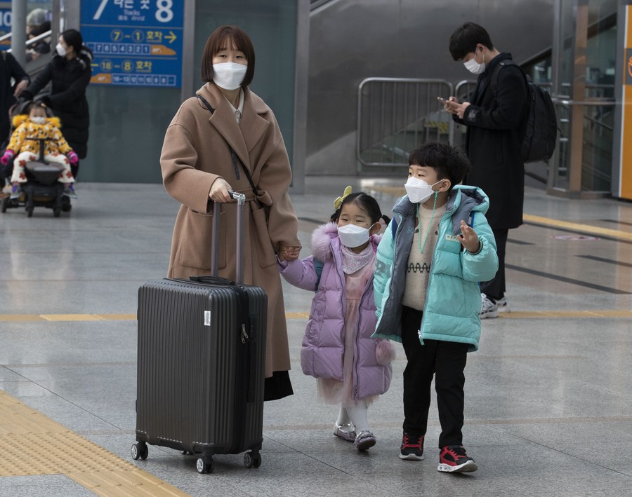 'เกาหลีใต้' เตรียมยกเว้นคนฉีดวัคซีนโควิด-19 'ครบโดส' ไม่ต้องกักตัว