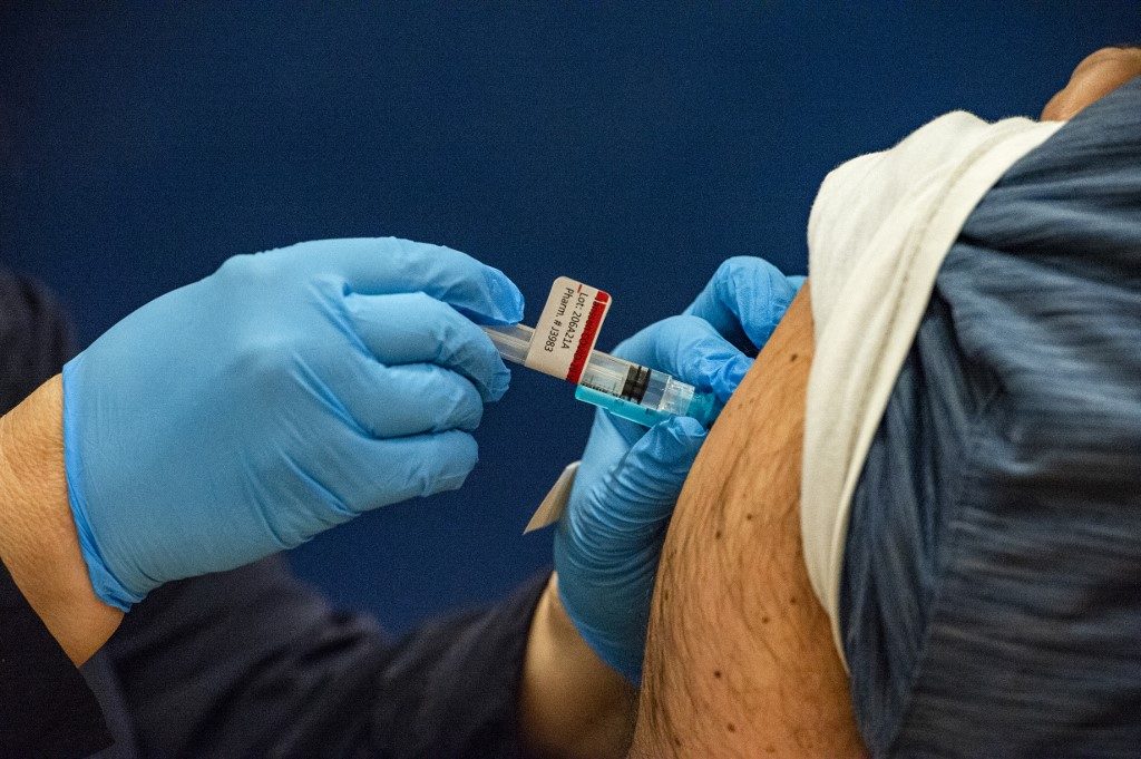 สหรัฐเฮ! ฉีดวัคซีนให้อเมริกันชนครบโดสแล้วกว่า 100 ล้านคน รวมฉีดทั่วปท.แล้วกว่า 240 ล้านโดส