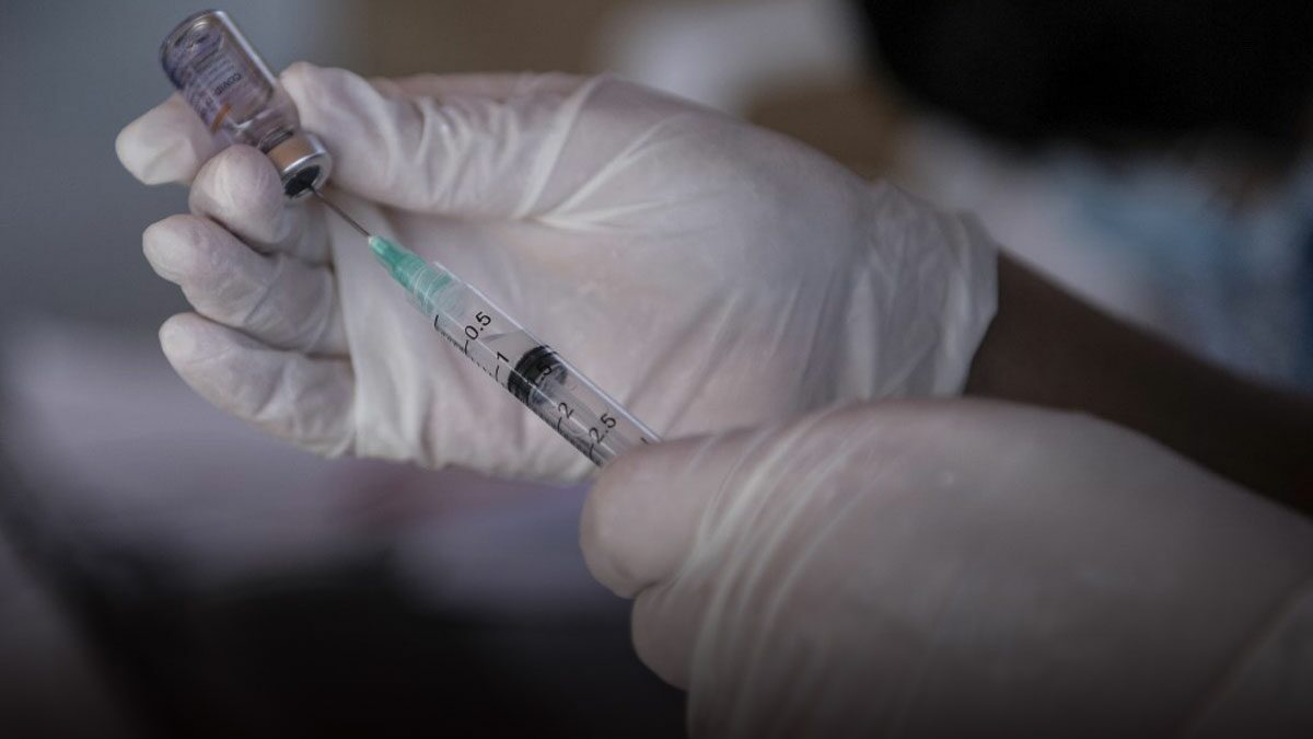 หลายโรงพยาบาล ประกาศชะลอฉีดวัคซีน 'โควิด' รอจัดสรรวัคซีนเพิ่ม