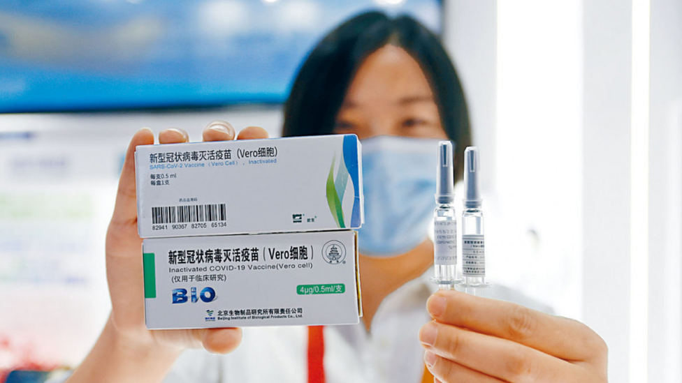 โควิด-19 : ซิโนแวค-ซิโนฟาร์ม เทียบประสิทธิภาพวัคซีนจีนที่ไทยพึ่งพา