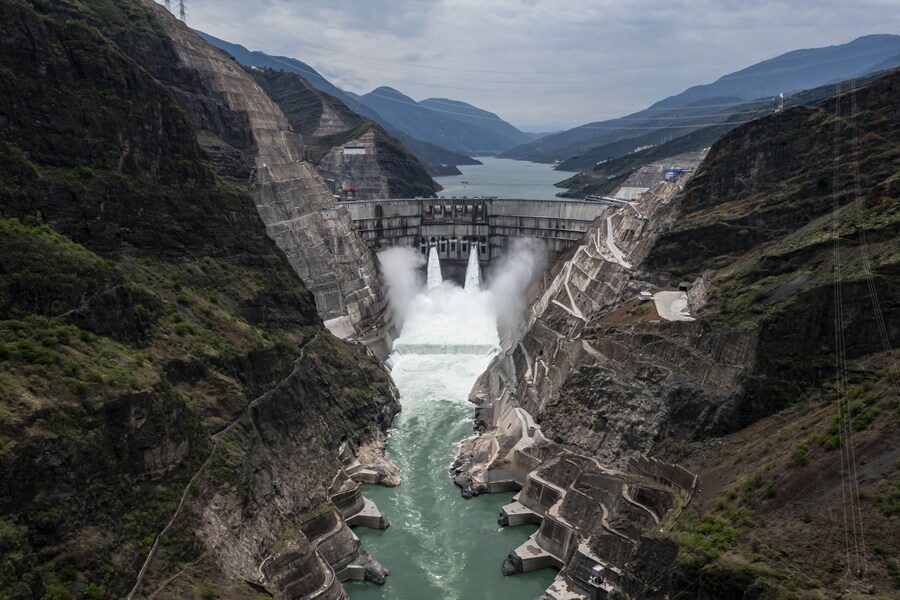 จีนเปิดสถานีไฟฟ้าพลังน้ำใหญ่สุดในโลก เขื่อนยักษ์ ต้นแม่น้ำแยงซี
