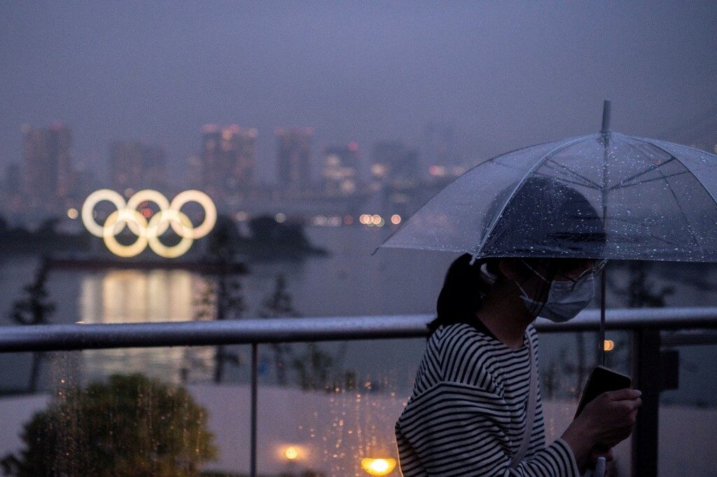 ฝนถล่มหนักตอนใต้ ทำญี่ปุ่นสั่งอพยพ 1.2 แสนคน