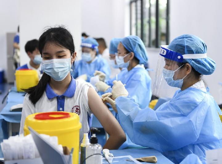 วัคซีนโควิด-19 'ชนิดสูดดม' ฝีมือจีน 'ปลอดภัย' ในการทดลองในมนุษย์ระยะแรก
