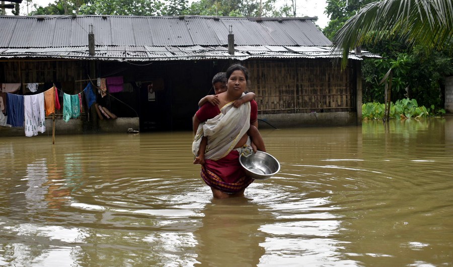 รัฐอัสสัมของอินเดียเผชิญน้ำท่วม