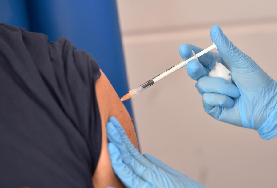 อิตาลีเริ่มฉีดวัคซีนโควิด-19 'โดสกระตุ้น'
