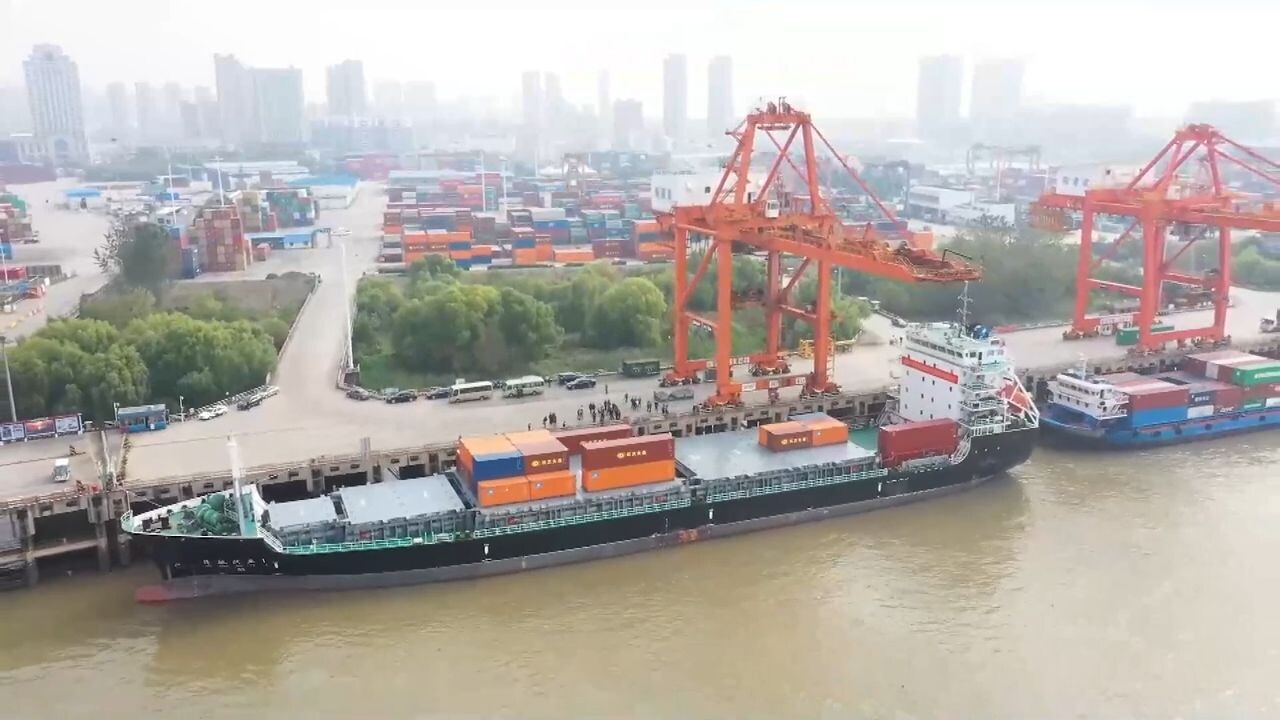จีนเปิดเส้นทางเดินเรือสินค้าสายใหม่เชื่อม 'อู่ฮั่น-ปูซาน'