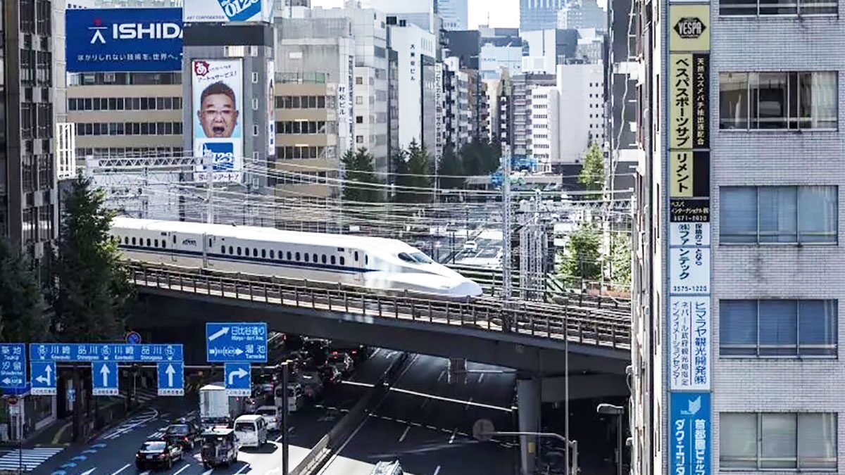 พนักงานขับรถไฟญี่ปุ่นฟ้อง ถูกหักเงินเดือน 16 บาท รถไฟถึงโรงเก็บช้าไป 1 นาที