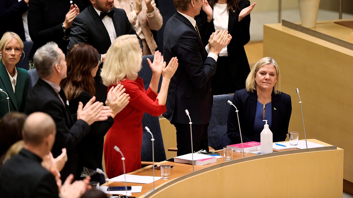 สภาสวีเดนโหวตให้ "มักดาเลนา อันเดร์ซอน" เป็นนายกฯหญิงคนแรกของประเทศ