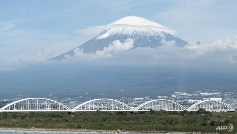 อุตุญี่ปุ่นดับกระแสตื่น ภูเขาไฟฟูจิระเบิด! หลังเกิดดินไหว 4.8 ทำคนผวา จนขึ้นเทรนด์ทวิตเตอร์