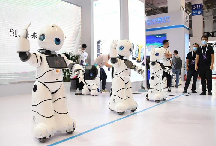 จีนเดินหน้าพัฒนานวัตกรรม 'หุ่นยนต์' สู่ระดับโลกในปี 2025