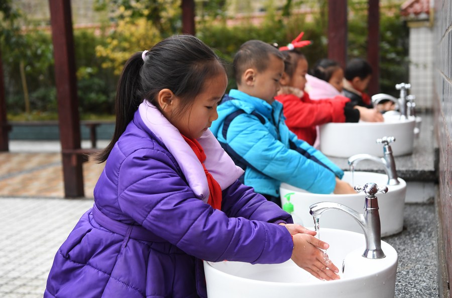 จีนเดินหน้า 'ปฏิวัติห้องน้ำ' ในโรงเรียน
