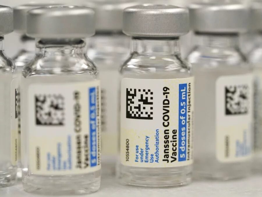 เผยผลวิจัยวัคซีนจอห์นสันแอนด์จอห์นสัน พบเข็มกระตุ้นกันผู้ติดเชื้อโอมิครอนป่วยหนักได้ 85%