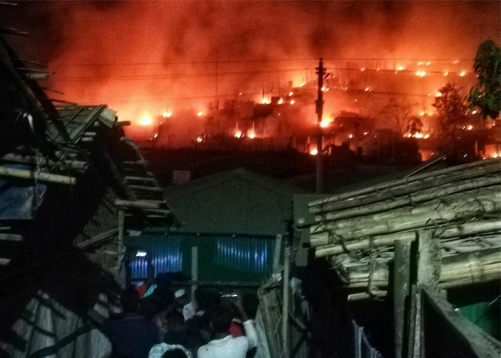 เพลิงผลาญ! ค่ายพักพิงโรฮีนจาในบังกลาเทศ วอดนับพันหลัง ผู้ลี้ภัยครึ่งหมื่นไร้ที่อยู่