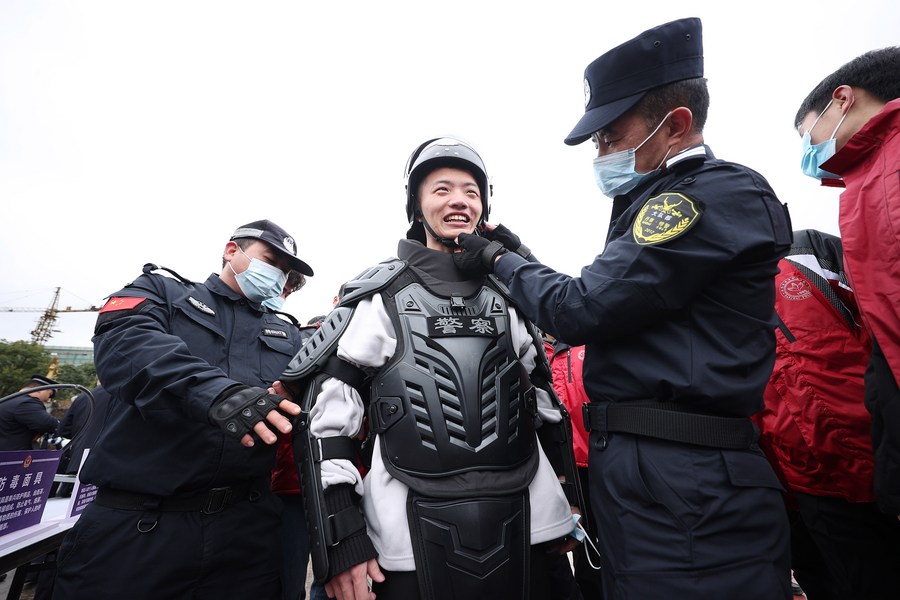 อบอุ่นใจ! กิจกรรมฉลอง 'วันตำรวจเพื่อประชาชน' ในจีน