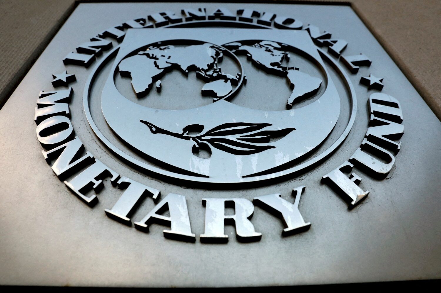 IMF ปรับลดการเติบโต ‘สหรัฐ-จีน’ ปีนี้ ศก.โลกชะลอตัวเหลือ 4.4%