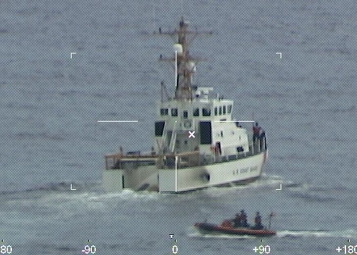 ยามฝั่งมะกันเร่งค้นหาเหยื่อค้ามนุษย์ 39 ราย หลังเรือล่มนอกชายฝั่งฟลอริดา