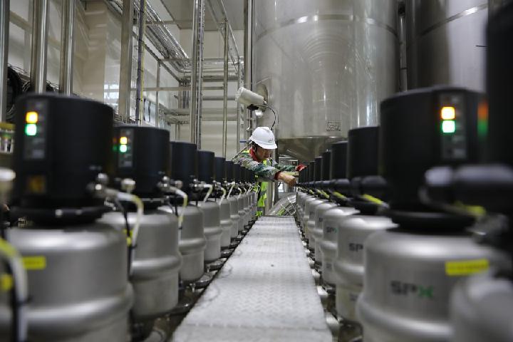 จีนเผยอุตสาหกรรม 'ผลิตภัณฑ์นม' โตแกร่งในปี 2021