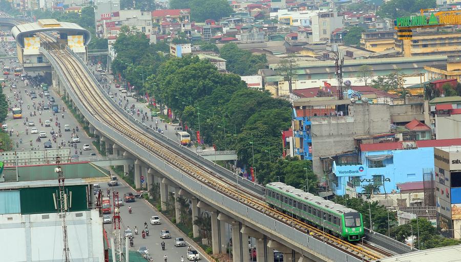 รถไฟฟ้าในเวียดนาม ฝีมือจีน มีผู้โดยสารใช้งานกว่า 7.2 ล้านคนแล้ว