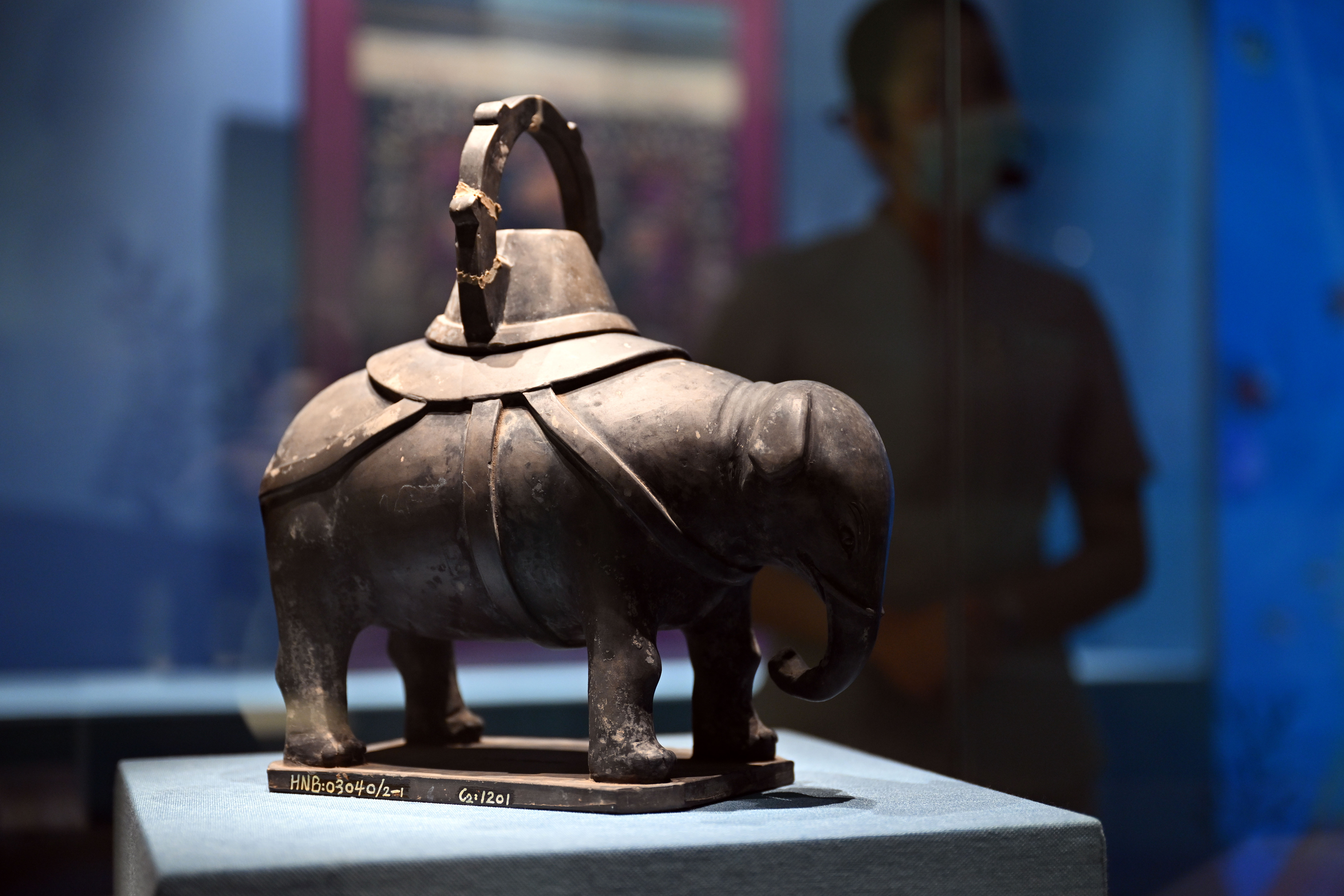 ไหหลำจัดนิทรรศการ 'โบราณวัตถุรูปสัตว์' รับวันพิพิธภัณฑ์สากล