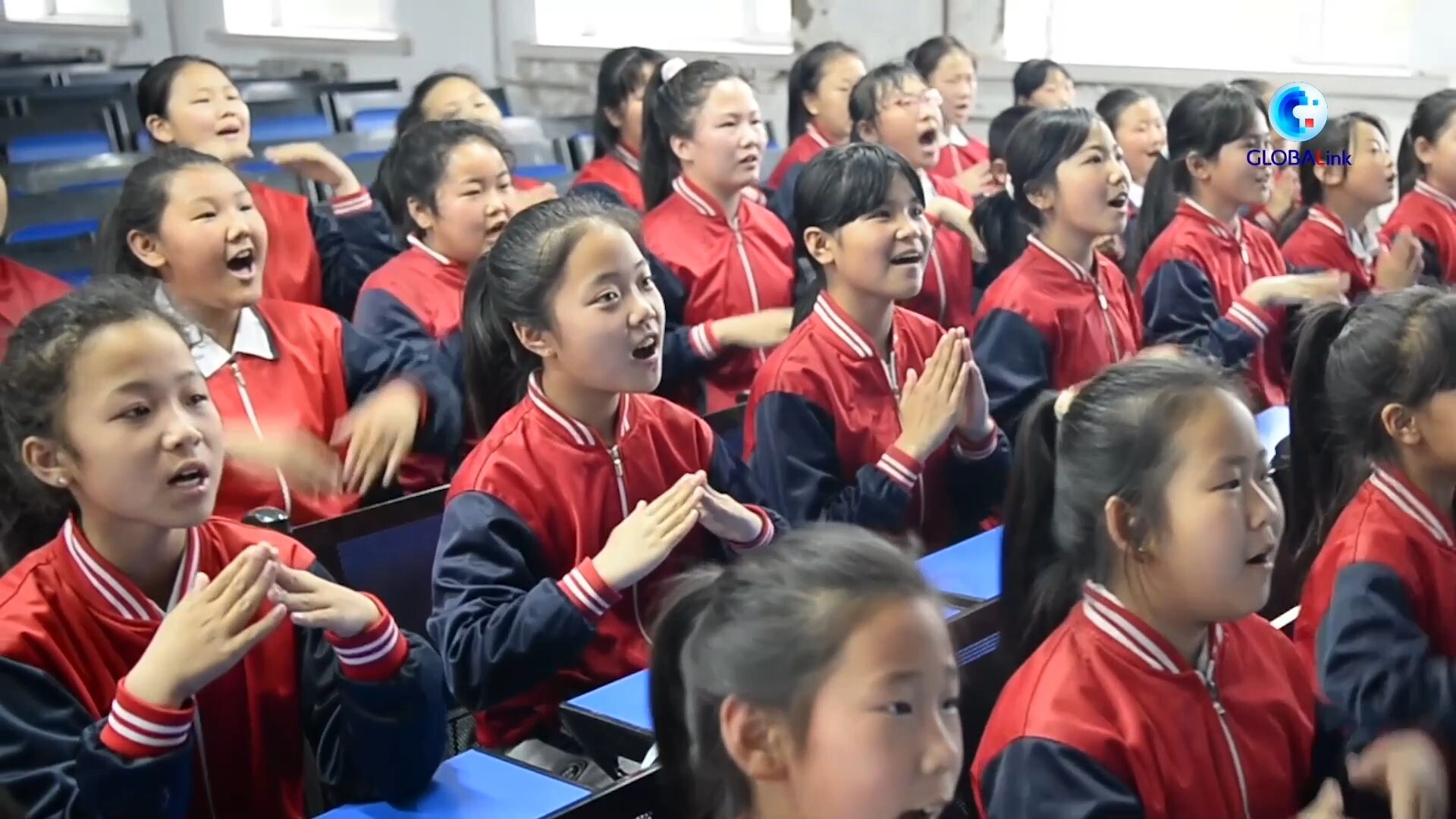 GLOBALink : ทีมคอรัสโรงเรียนประถมจีน ร้องดีคว้าไลค์โดนใจชาวเน็ต
