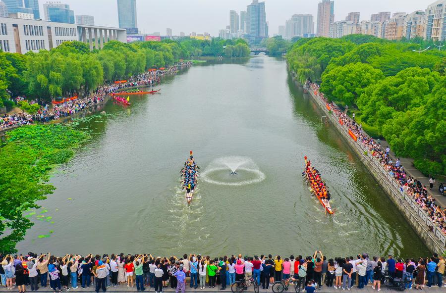 จีนเผยยอดเดินทางท่องเที่ยว ช่วงหยุด 'เทศกาลเรือมังกร' สูงเกือบ 80 ล้านครั้ง