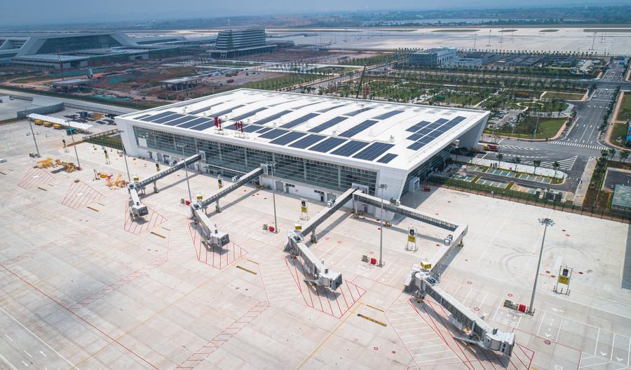 จีนเตรียมเปิดใช้'สนามบินสินค้า' แห่งแรกของประเทศ