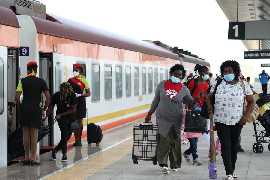 'รถไฟ' ฝีมือจีนในเคนยา ขนส่งผู้โดยสารกว่า 7.7 ล้านคนแล้ว