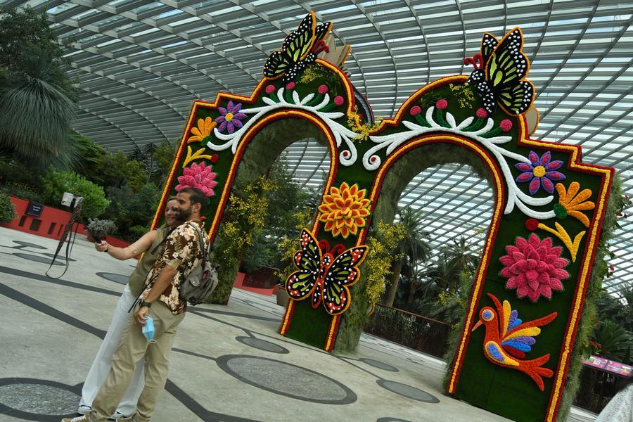 'งานแสดงดอกไม้' ดึงดูดนักท่องเที่ยวในสิงคโปร์