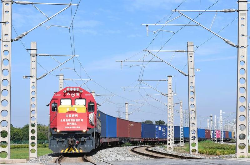 'รถไฟสินค้าจีน-ยุโรป' ทุบสถิติเดือนส.ค. วิ่งทะลุ 1,580 เที่ยว