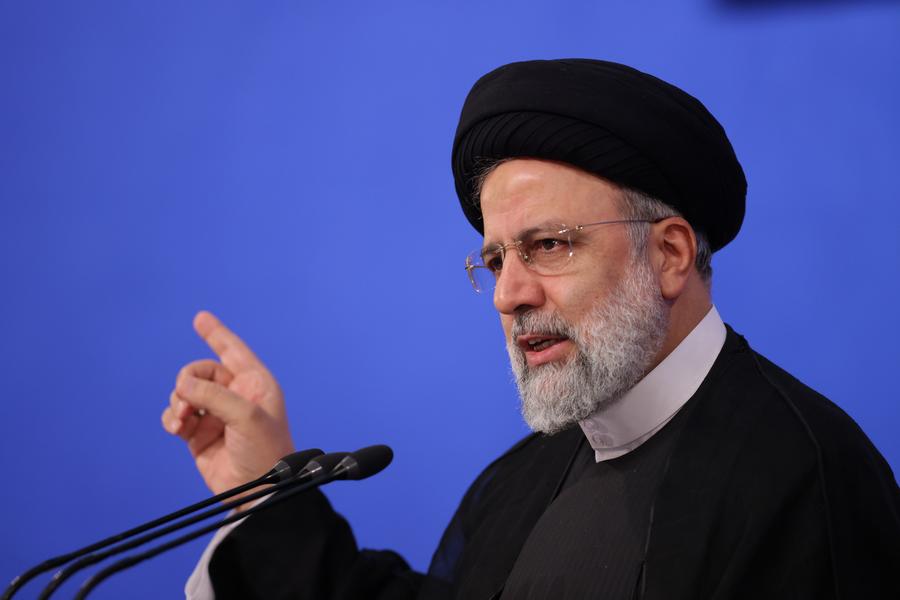 ผู้นำอิหร่านเผยพร้อมช่วยยุติ 'วิกฤตยูเครน'