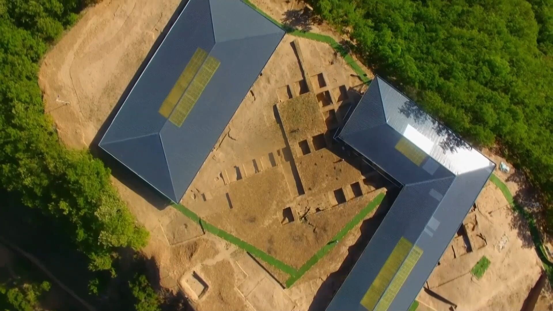 GLOBALink : ซาก 'ลานบ้าน' ในส่านซี เก่าแก่กว่า 4,000 ปี
