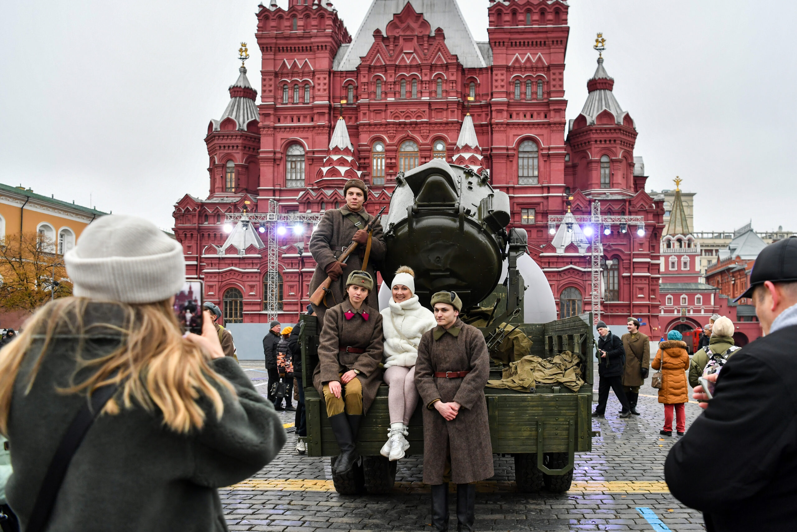 รัสเซียจัดนิทรรศการรำลึก 'ขบวนสวนสนามปี 1941'
