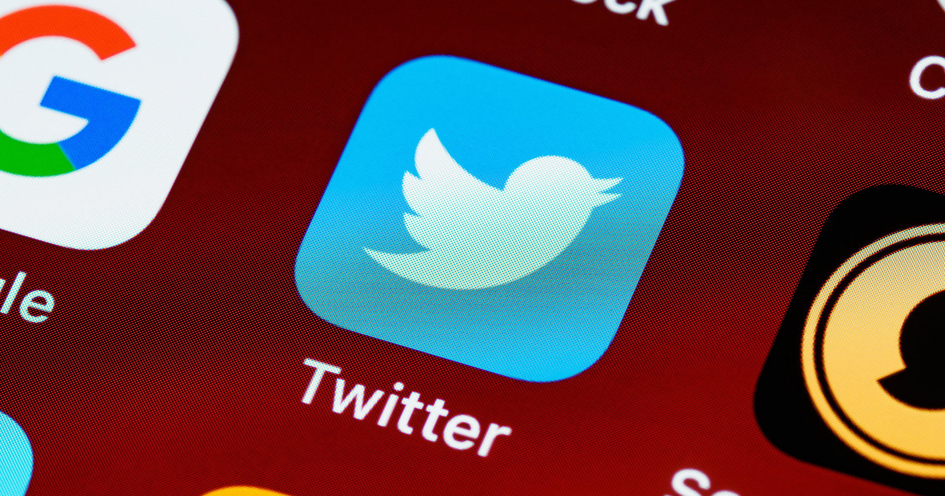 Twitter จะอนุญาตให้โหวตโพลล์ได้เฉพาะบัญชีที่ได้รับการยืนยันตัวตน เริ่มตั้งแต่ 15 เมษายน