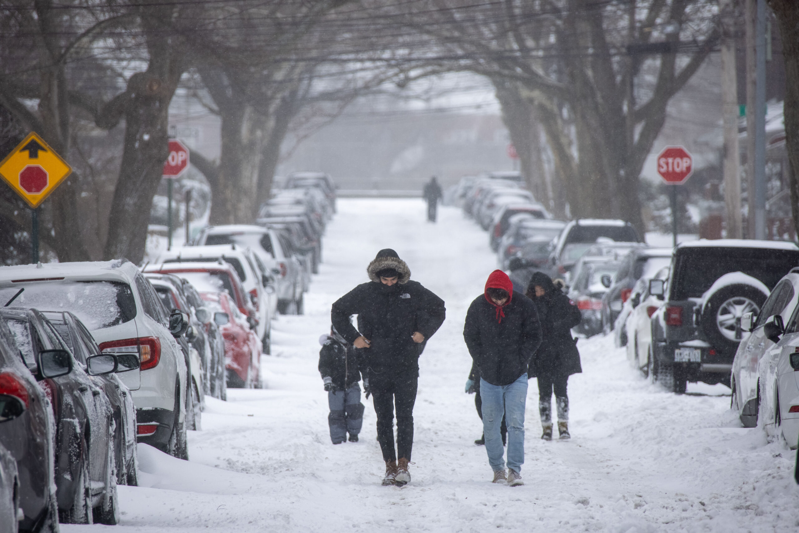 ไบเดนอนุมัติ 'นิวยอร์ก' ประกาศภาวะฉุกเฉิน หลังหิมะตกครั้งประวัติการณ์