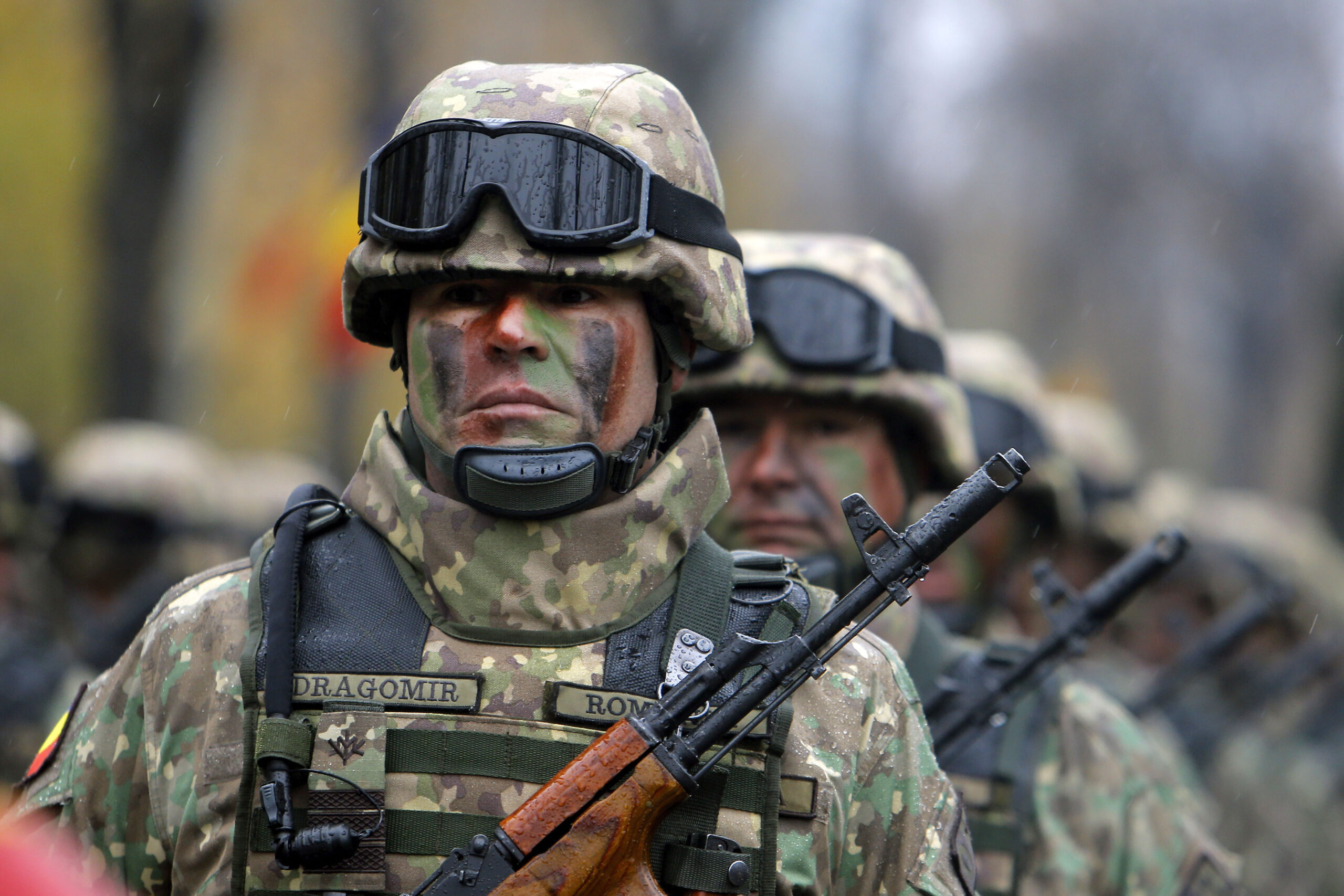 โรมาเนียจัดสวนสนามทางการทหารฉลอง 'วันชาติ'