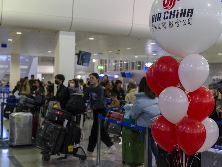 จีนเตรียมคลายข้อจำกัดโควิด-19 ใน 'เที่ยวบินระหว่างประเทศ'