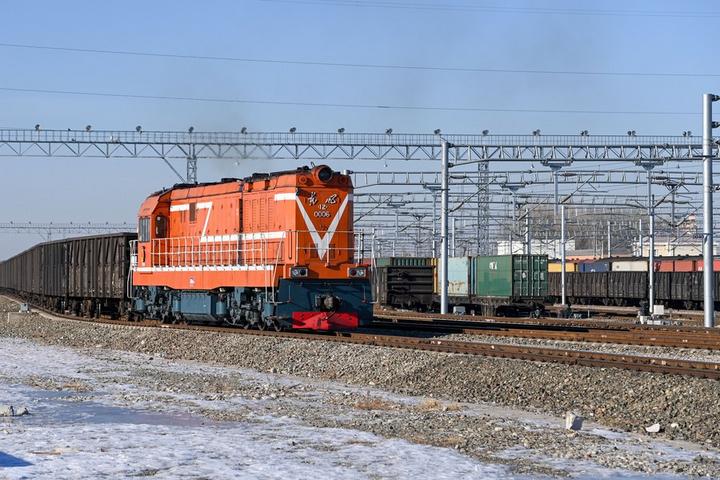 รถไฟสินค้าจีน-ยุโรป วิ่งผ่าน 'ด่านบก' ในซินเจียงกว่า 7,000 ขบวน