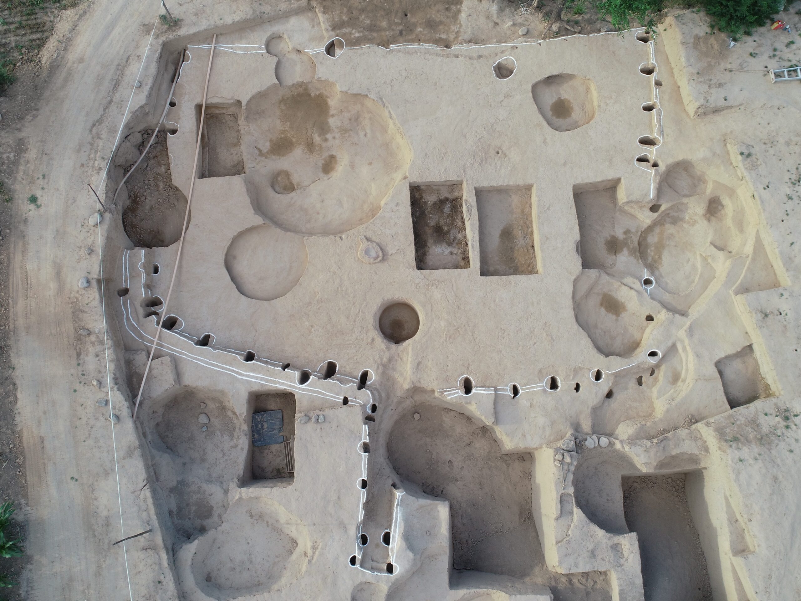 เหอหนานพบ 'ซากบ้าน' ยุคหินใหม่ เก่าแก่ราว 6,000 ปี