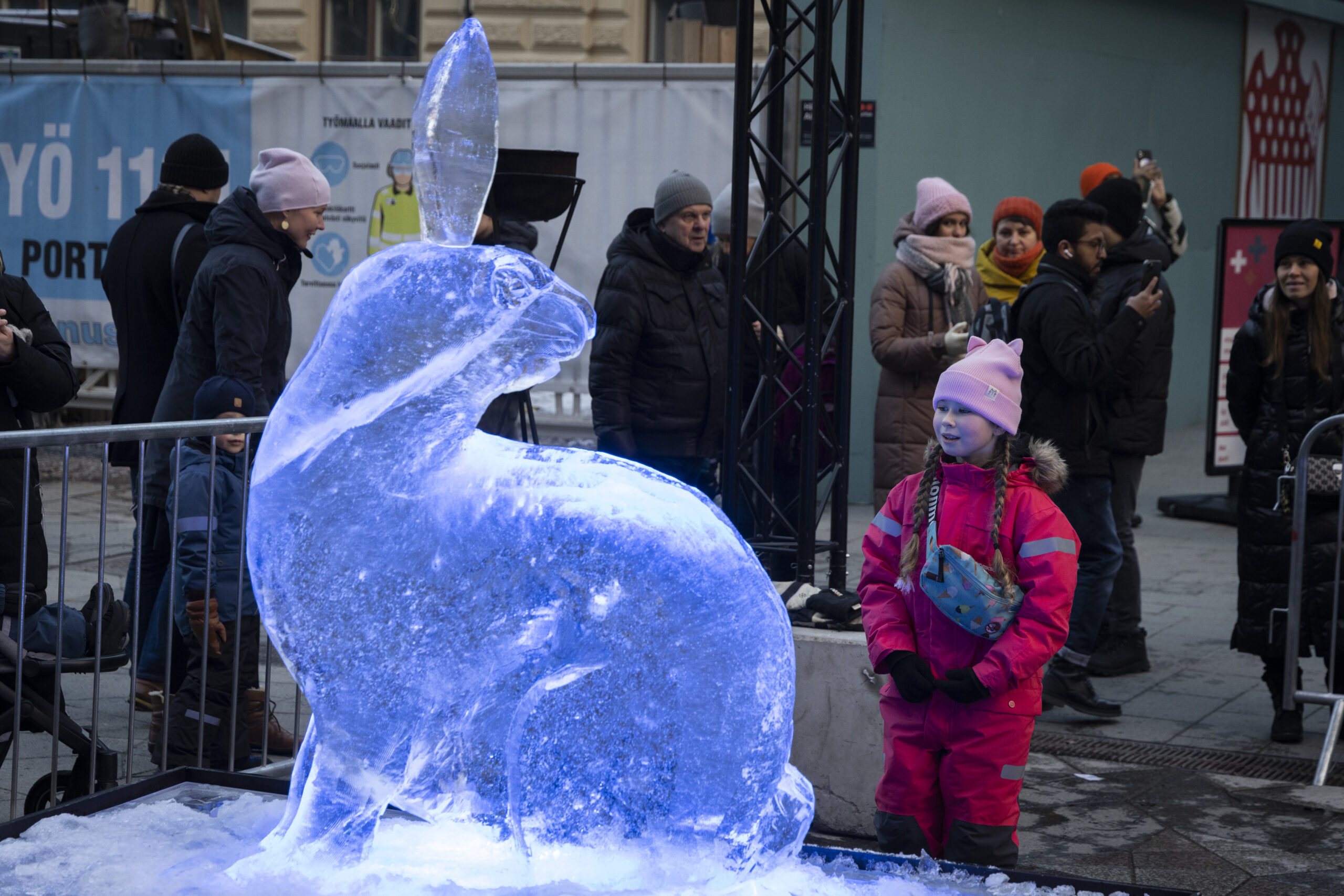 ฟินแลนด์ผุด 'กระต่ายน้ำแข็ง-สิงโต' ฉลองตรุษจีน