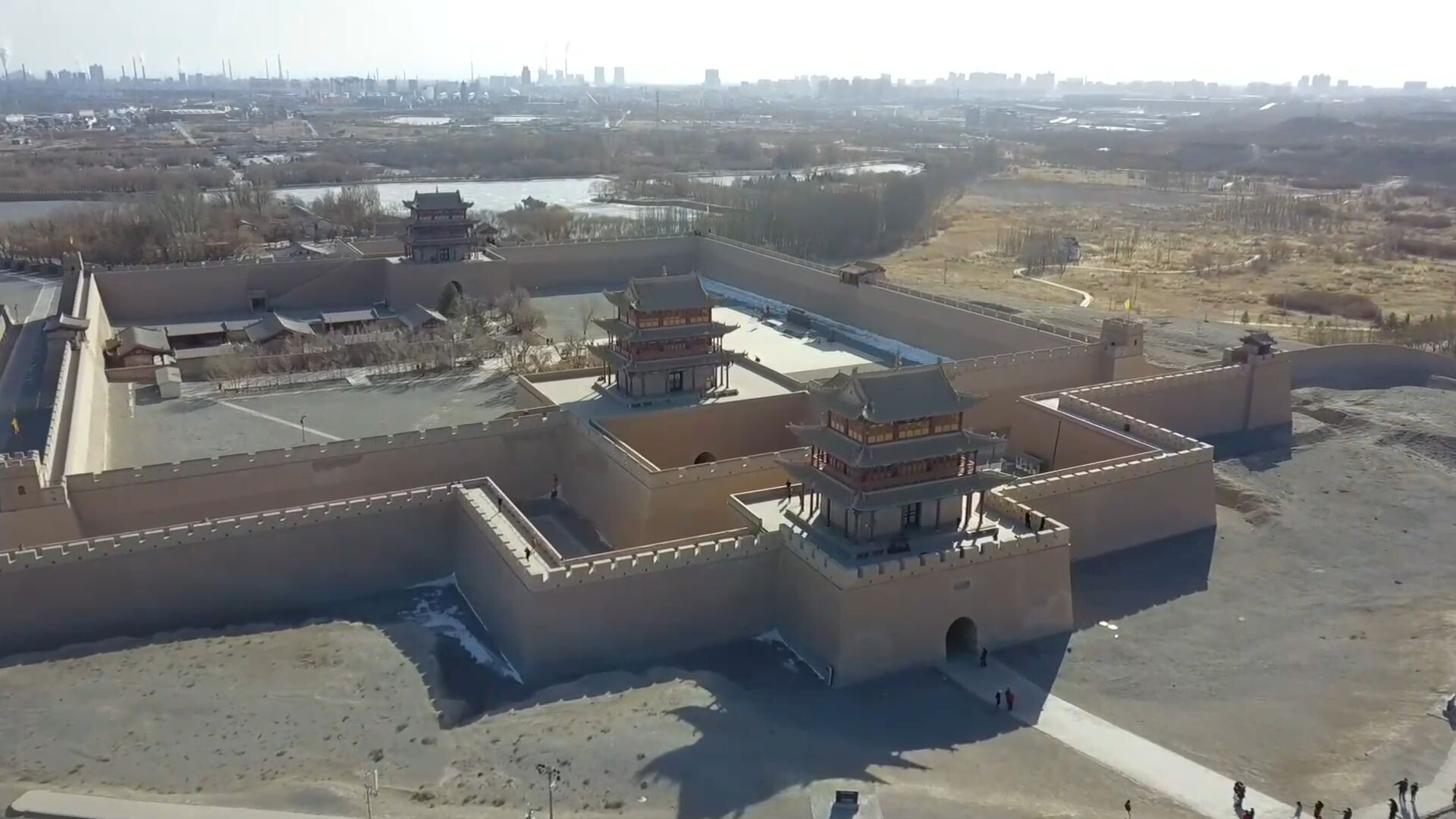 กานซู่ดึงเทคโนฯ ขั้นสูงปกป้องกำแพงเมืองจีน 'ด่านเจียอวี้'