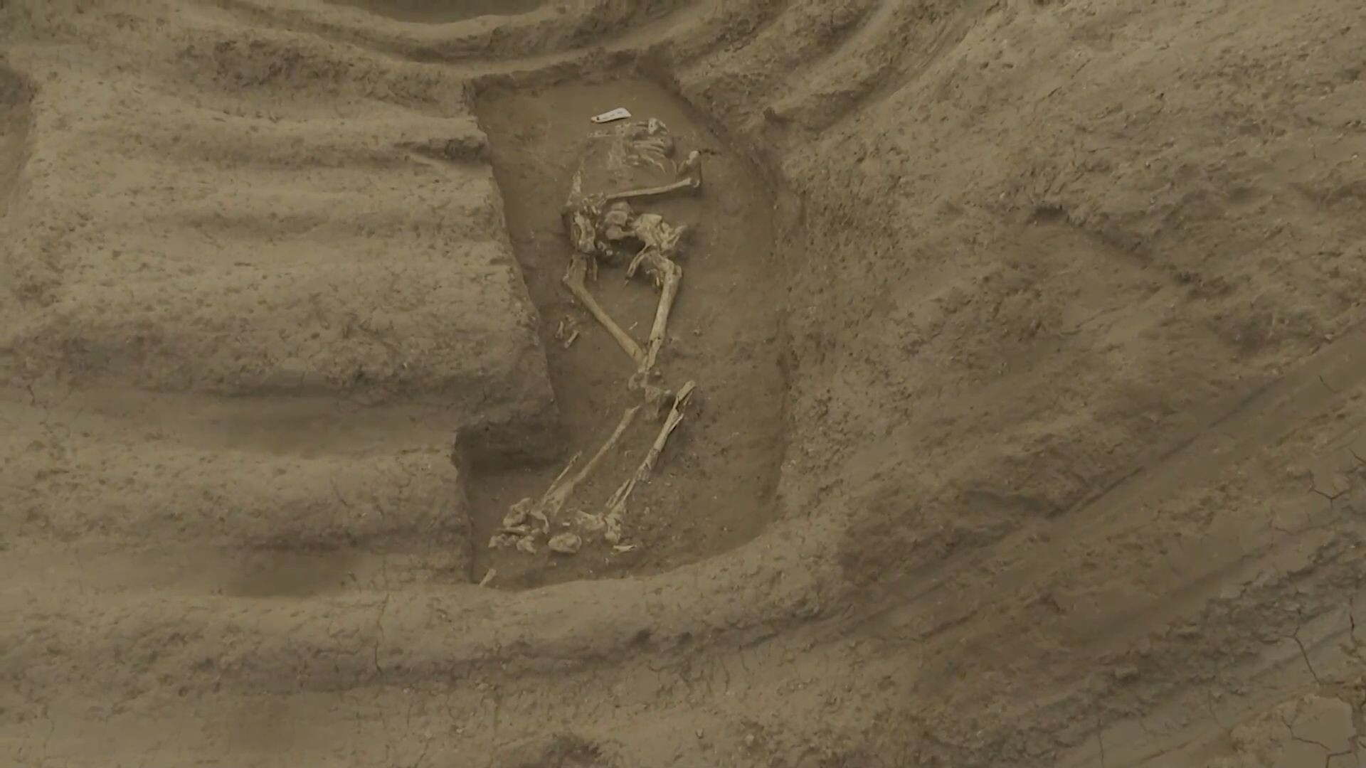 กาซาพบ 'โลงศพตะกั่ว' ยุคโรมัน โลงที่สอง ในสุสาน 2,000 ปี